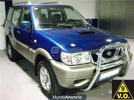 Nissan Terrano II 2.7 TDi Luxury 5p