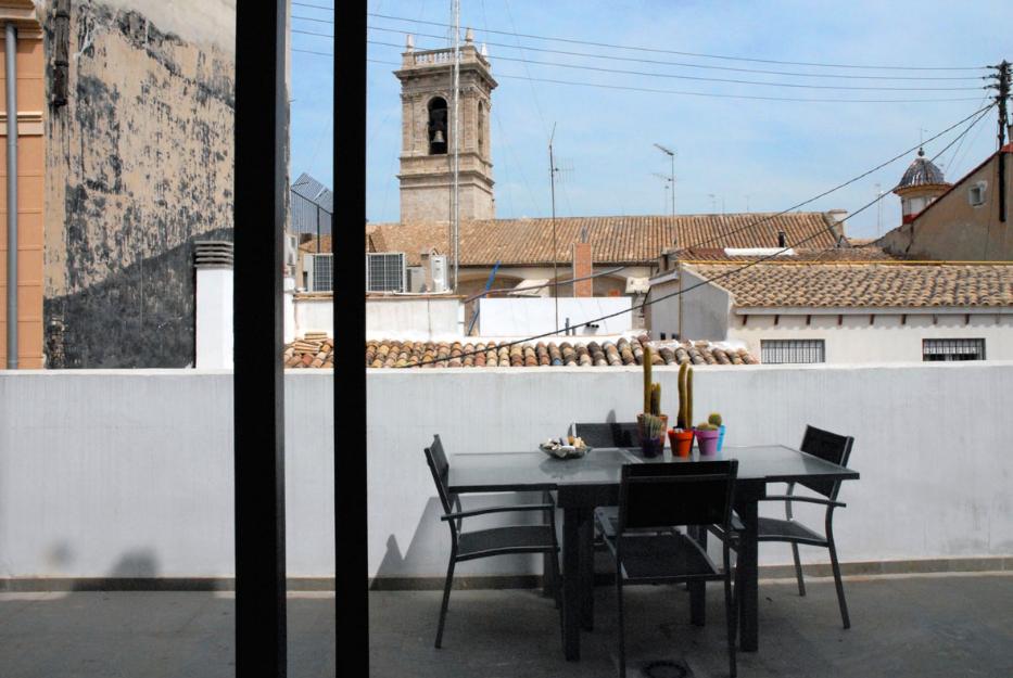 Ático con TERRAZA en el centro junto marqués de dos aguas, con garaje