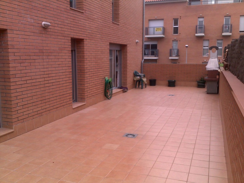 bajos de 3 dorm con 70 mt de terraza