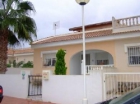 Bungalow con 3 dormitorios se vende en Benijofar, Vega Baja Torrevieja - mejor precio | unprecio.es