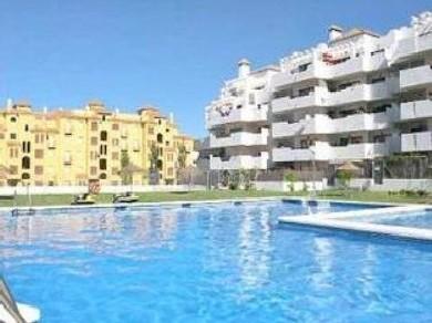 Apartamento con 3 dormitorios se vende en Estepona, Costa del Sol