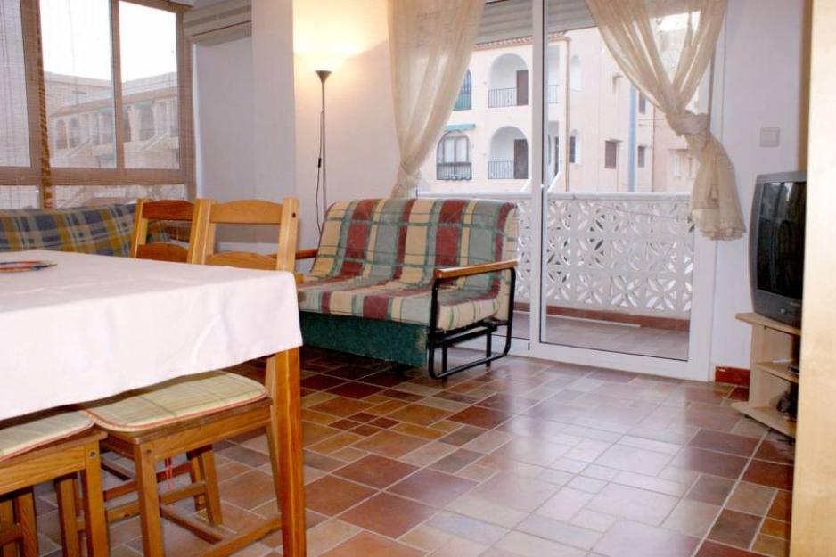 Apartamento en torrevieja (ref: 20.647)