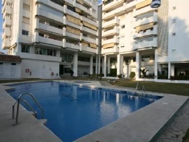 Apartamento con 4 dormitorios se vende en Fuengirola, Costa del Sol