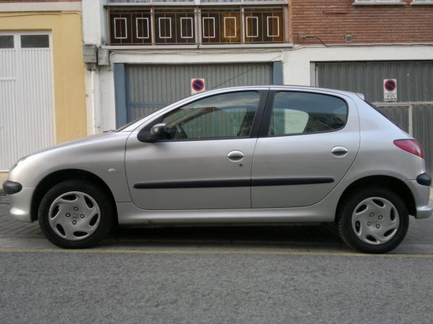 Peugeot 206 1.4 Xline del 2003 con 66.000 kms.