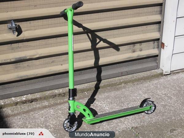 se vende scooter madd gear team eddition