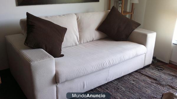 Vendo sofá 3 plazas y mesa