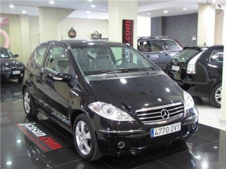 MERCEDES A 200 CDI 140 CV 6 VEL AVANTGARDE - Valencia