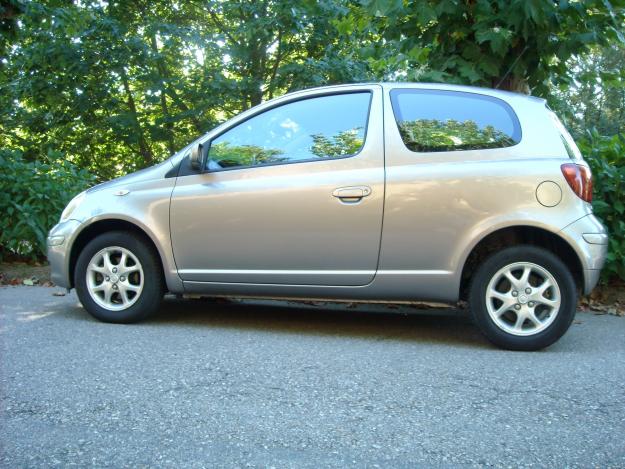 TOYOTA YARIS SOL