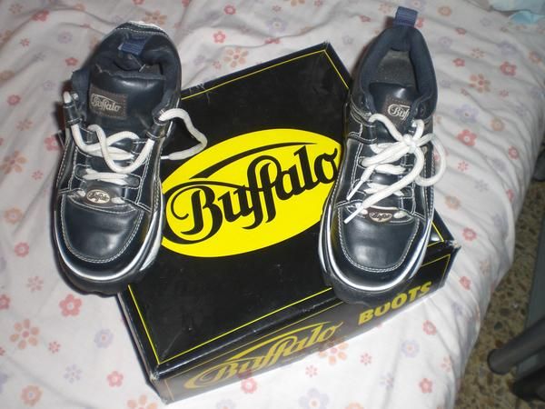 BOTINES/PLATAFORMA BUFFALO  NUMERO 37.