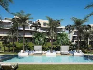 Apartamento con 2 dormitorios se vende en Estepona, Costa del Sol