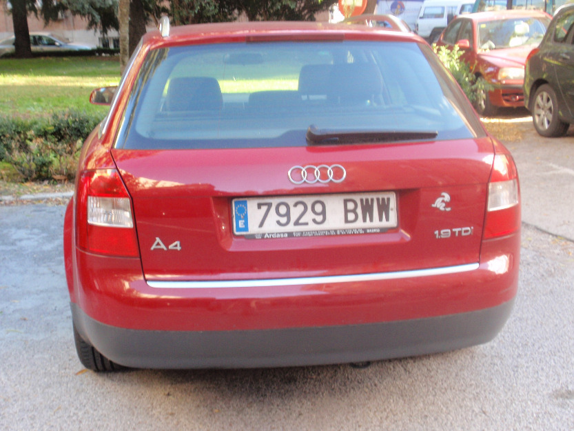 vendo audi a4 1.9tdi avant