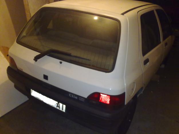 Compro coche 2.000 euros + renault clio 95 parte de pago