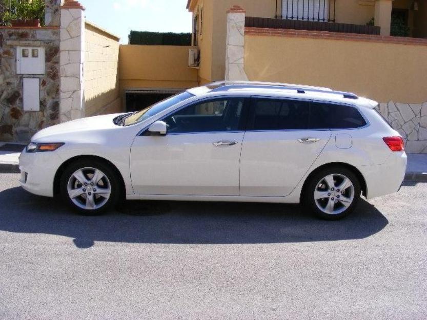 Honda Accord Tou. 2.0 Executive