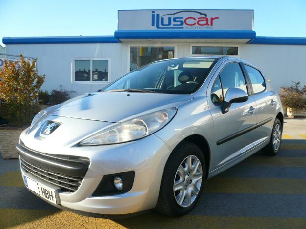 Peugeot 207 Business Line 1.4 HDI 70 FAP, 8.900€