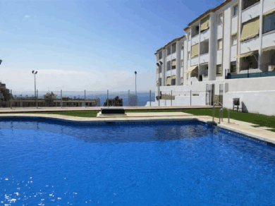 Apartamento con 2 dormitorios se vende en Benalmadena Costa, Costa del Sol