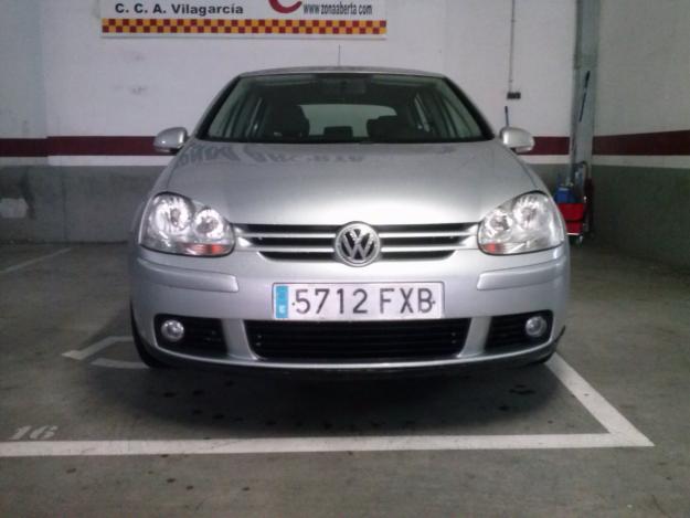 Se vende golf v 1.9 tdi 105 cv ( impecable )