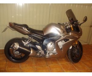 YAMAHA FZS1000 FAZER