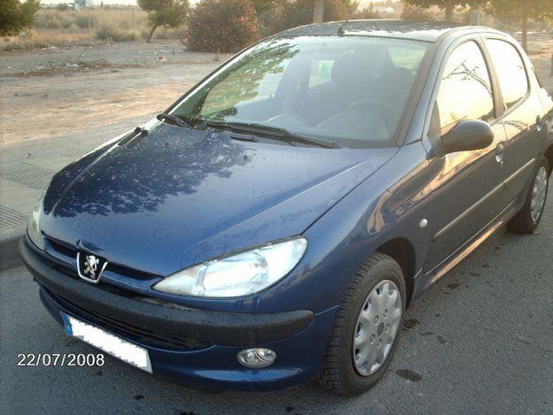 Se vende PEUGEOT 206 XTD 1.9