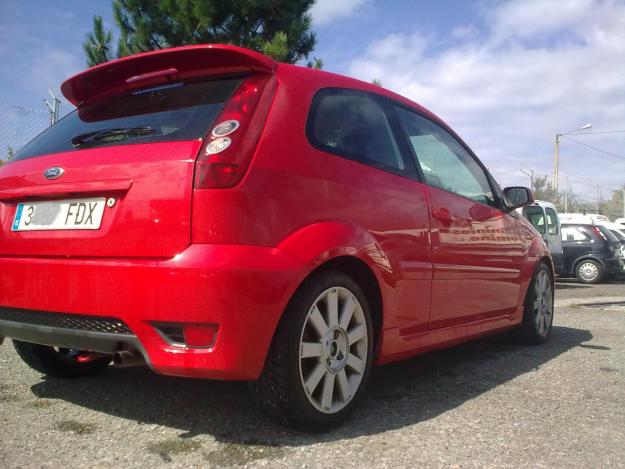 Ford Fiesta 2.0 16v ST. Vendo o cambio