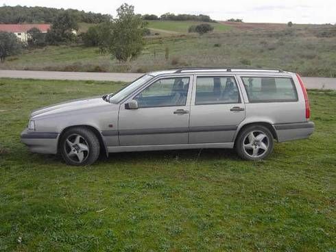 VOLKSWAGEN Golf 1.6 Highline 105