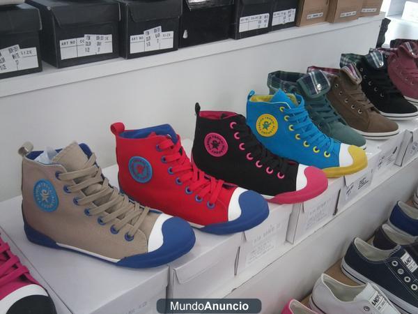 Zapatillas tipo converse nueva temporada 12 €!