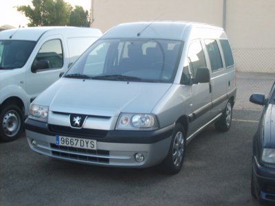 PEUGEOT EXPERT HDI 110CV 9 PLAZAS - Valencia