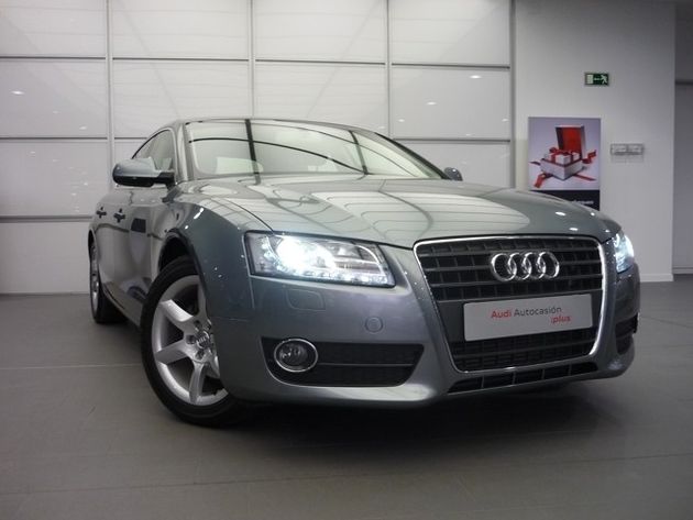 AUDI A5  SPOR. 2.0 TFSI Q. S-T 211