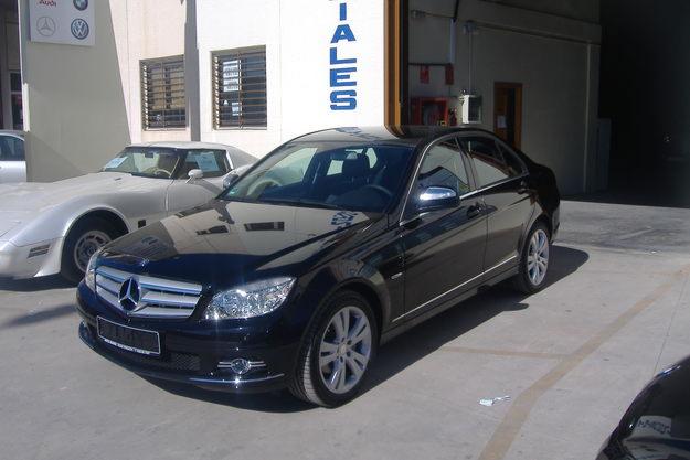 VENDO  NUEVO MERCEDES CLASE C 220 CDI ADBANGUARDE