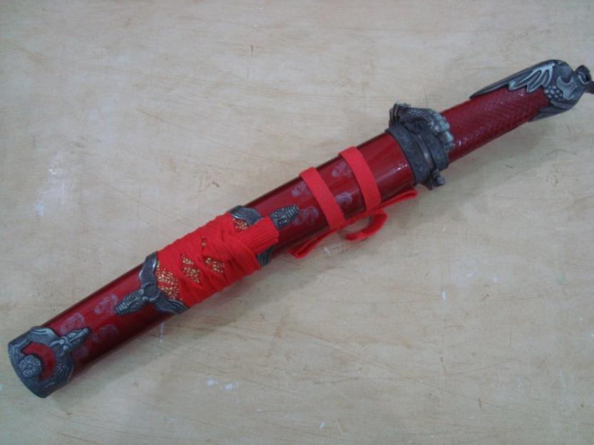 Espada Katana pequeña roja