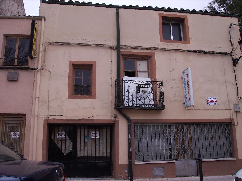 Casa centenaria para reformar