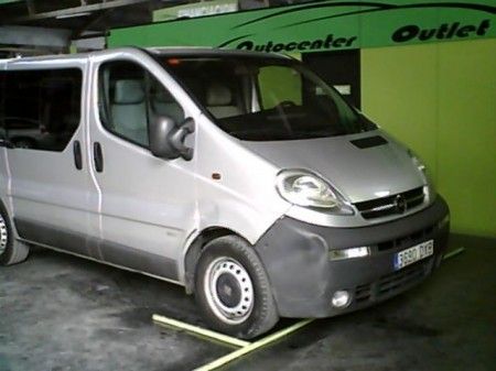 OPEL VIVARO 2.5 CDTI 135CV - Barcelona