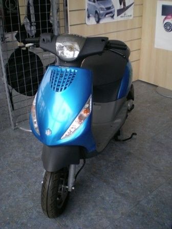 PIAGGIO ZIP 50 C.C.