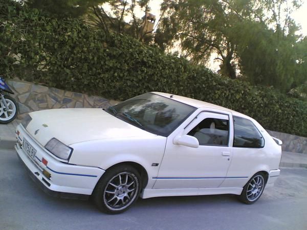 se vende renault 19 16v