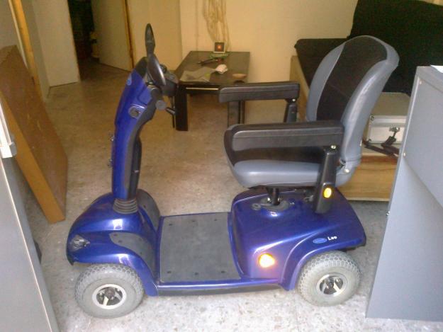 se vende silla-escuter invacare leo semi nueva