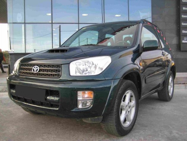 TOYOTA RAV4 2.0 D4D 4X4