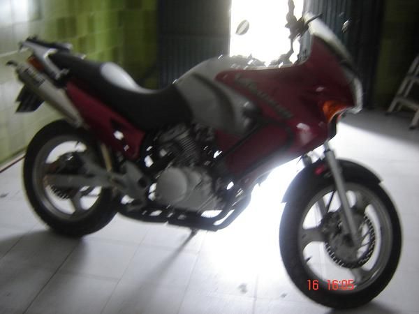 VENDO HONDA VARADERO XL 125