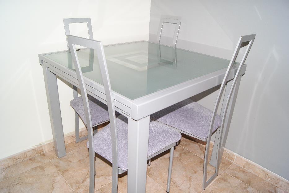 Vendo comedor completo baratísimo por mudanza