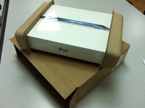 Ipad 4 retina 4g + wifi 32gb apple. color negro