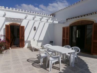 Chalet con 2 dormitorios se vende en Caleta de Velez, Costa del Sol