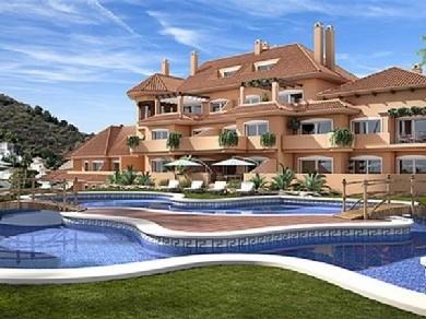 Apartamento con 2 dormitorios se vende en Marbella, Costa del Sol