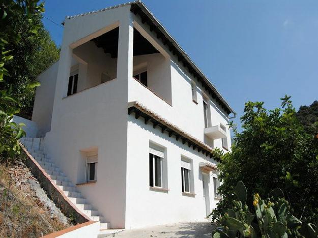 Casa en venta en Salares, Málaga (Costa del Sol)