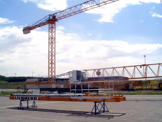 Grua Liebherr 63 LC perfecto estado