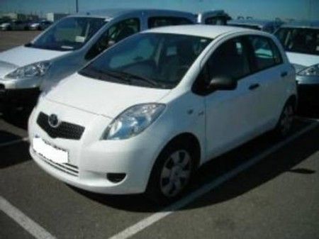 TOYOTA YARIS 1,3 SOL - Madrid