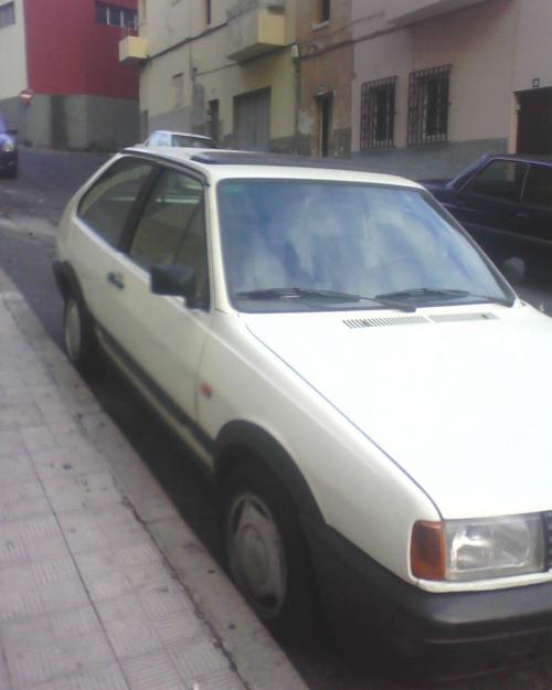 vendo mi coche volkwagen en 1100 euros  sin traspaso y es negosiable