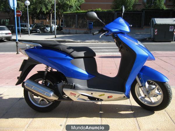 HONDA DYLAN 150 15CV 1500€ TRANSFERIDA