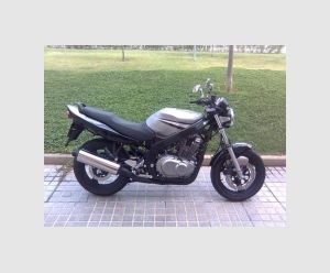 SUZUKI GS 500