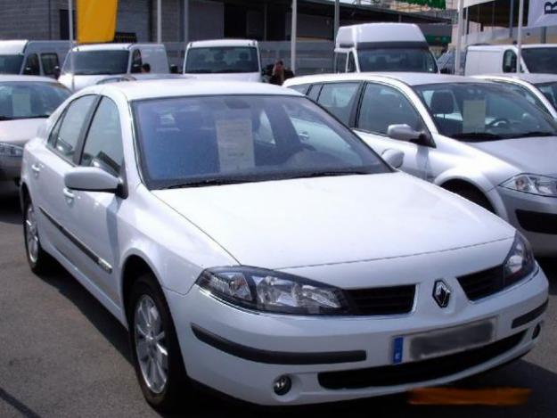 Venta de coche Renault LAGUNA EXPRESSION 1.9 DCI 120cv. '06 en Esplugues De Llobregat