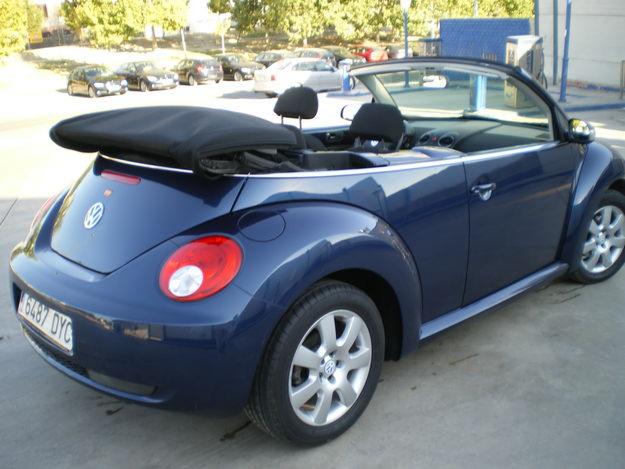 volswagen new beetle cabrio 1.6 del 2006 con 30000 km