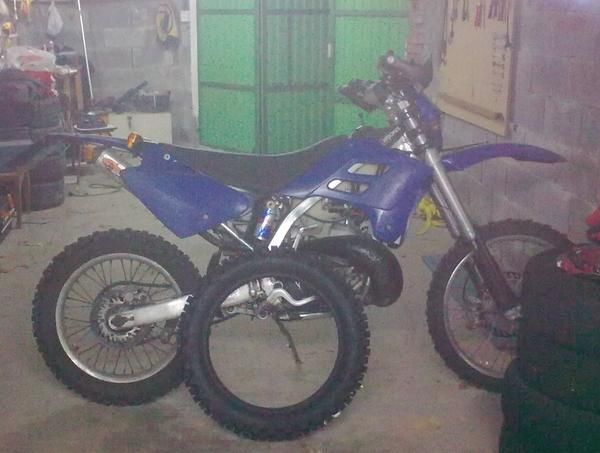 se vende gas gas ec 250. PRECIO: 2100