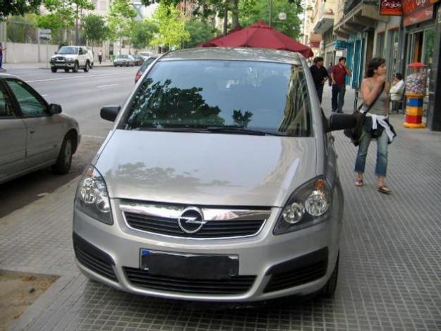 Venta de Opel Zafira Essentia 1.9CDti '06 en Palma De Mallorca